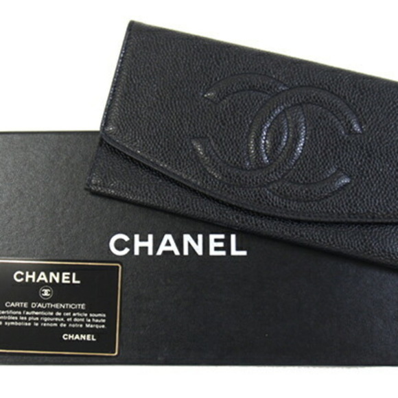 CHANEL Black Caviar Leather Logo Wallet - Picture 10 of 10